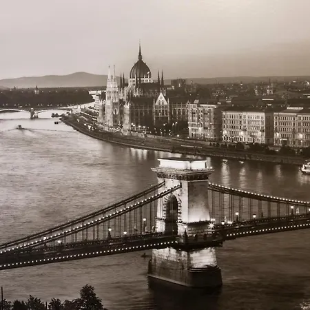 Sweet Dreams In The Heart Of The City Budapest